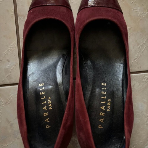 Shoes used with low square heel, size 39