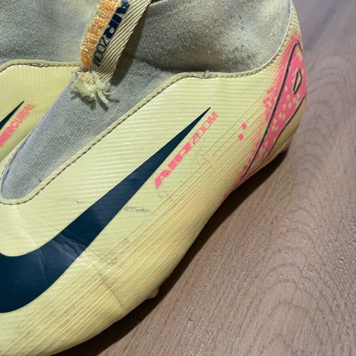 Nike Air Zoom football shoes used, size 36, yellow