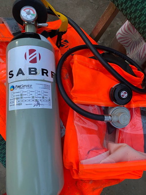 Sabre oxygen apparatus like new
