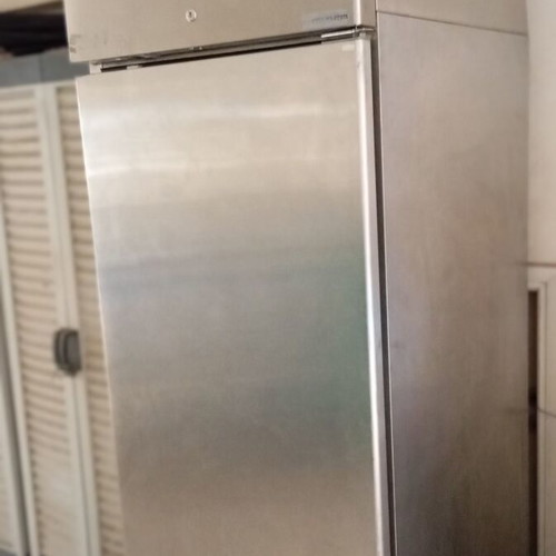 Professional fridge inox 70x80x210 used, motor issue