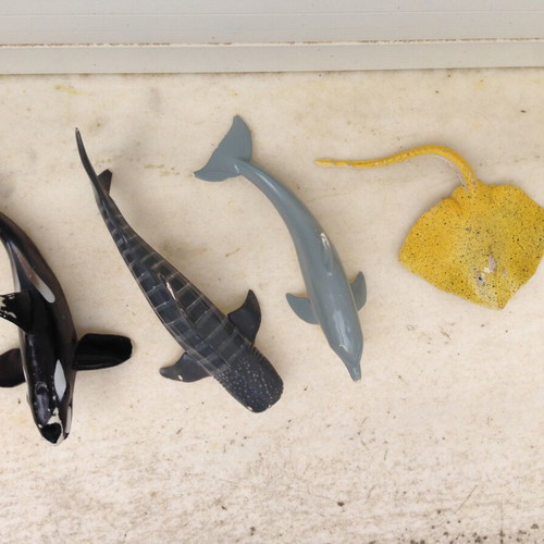 Set of 4 plastic water animal figures used, solid