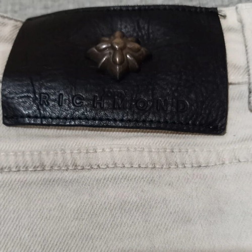 John Richmond Jeans RMA20171JE slim fit like new, white