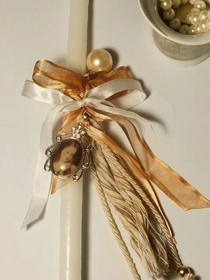 Vintage handmade Easter candle with cameo new