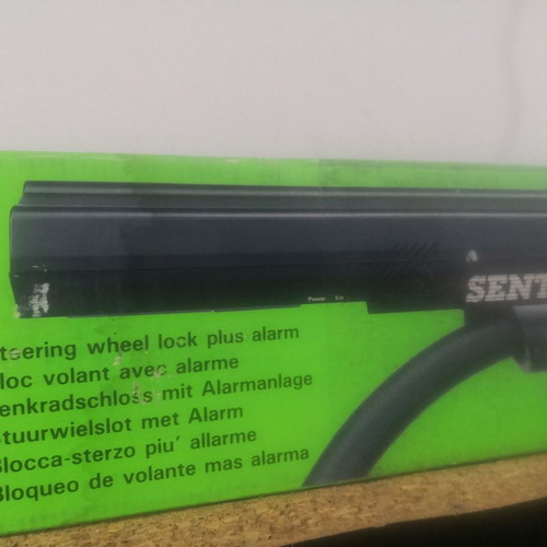 Steering wheel alarm with remote control in excellent condition