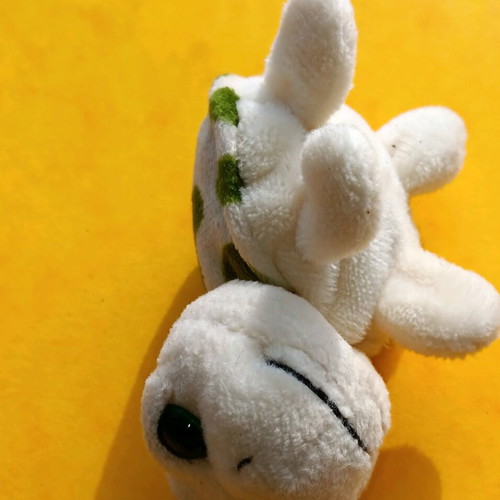 Careta Careta plush keychain like new