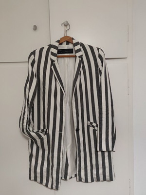 Zara striped linen jacket like new, size L, black and white
