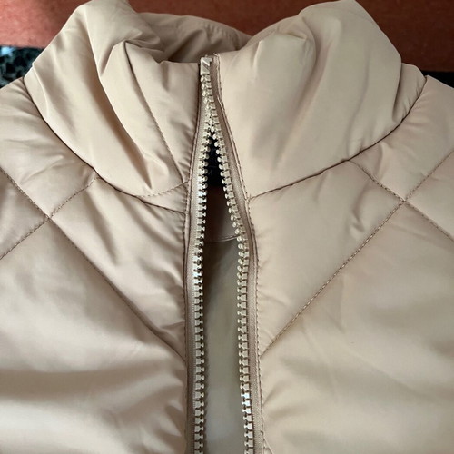 Admiral jacket size M beige quilted puffer like new