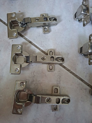 18 cabinet hinges, fully functional