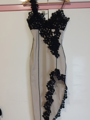 Evening dress new, size S, black and beige