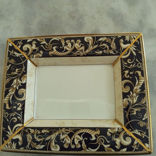 Wedgwood Cornucopia tray dish like new, bone china porcelain with 22k gold