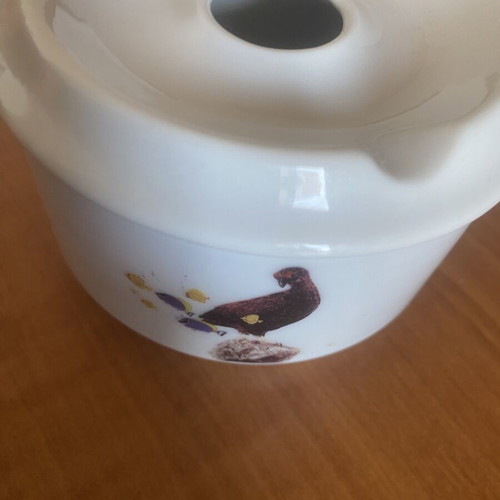 Vintage ceramic ashtray with The Famous Grouse whisky logo, like new