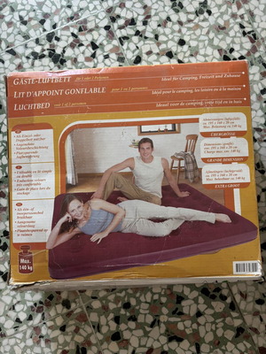 Inflatable double camping mattress like new 195x160 with box