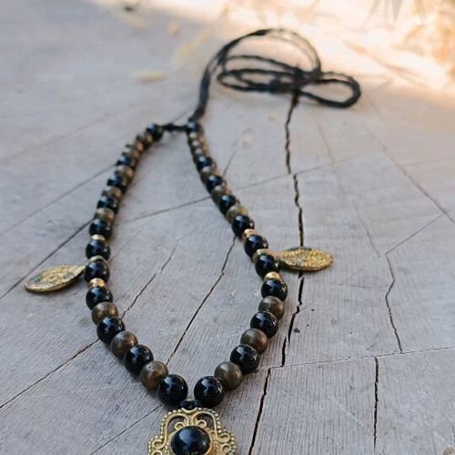 Necklace with onyx beads and black tourmaline new