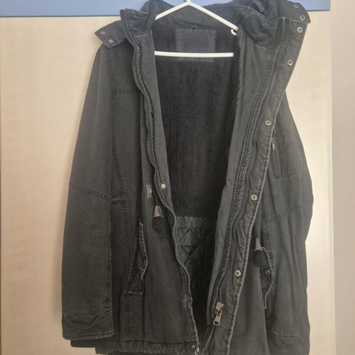 Black men's parka used with hood