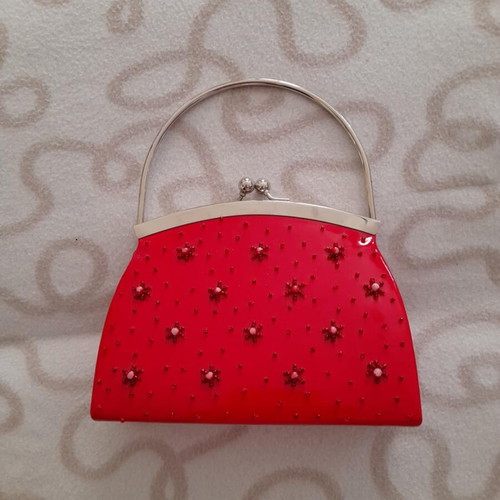 Vintage red evening clutch bag with beads