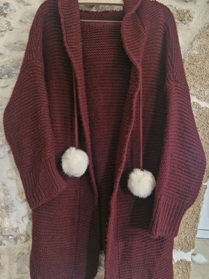 Πλεκτή ζακέτα με κουκούλα σαν καινούργια, μπορντό