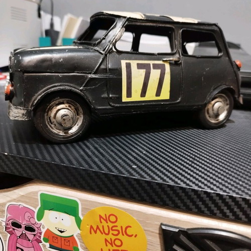 Mini Cooper decorative car like new