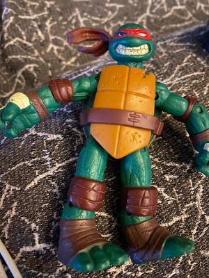 Raphael action figure Teenage Mutant Ninja Turtles like new