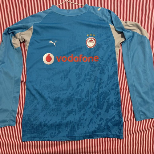 Olympiacos jersey like new, Small (yxxl)