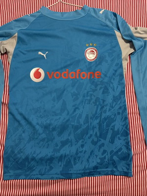 Olympiacos jersey like new, Small (yxxl)