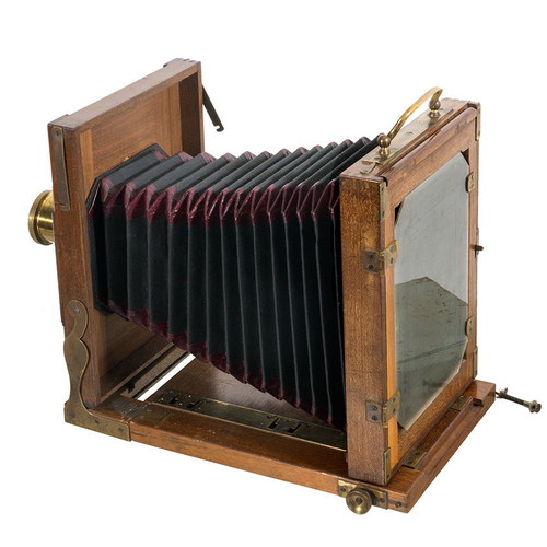 Wooden photographic camera 1908 used