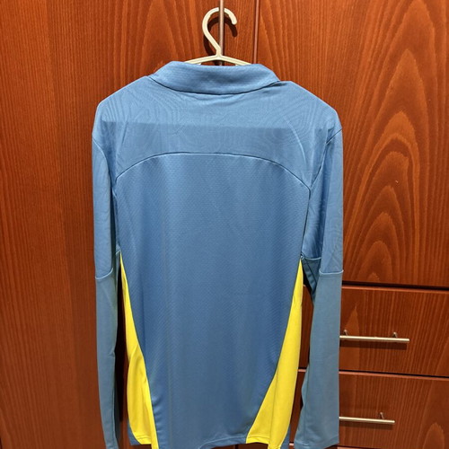 Manchester City training top new, Puma, size Small