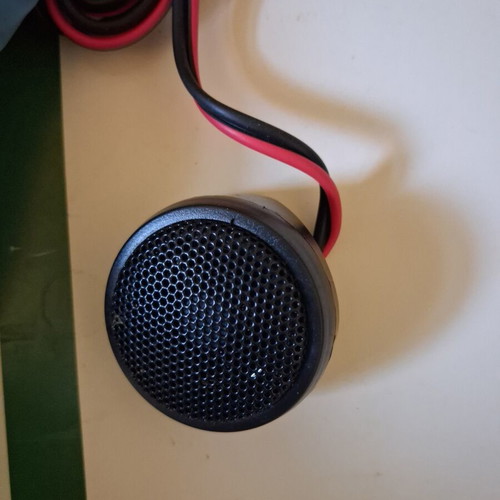 Car tweeter speaker 12V like new with connection cable