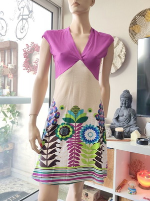 Cotton dress used, colorful, elastic fabric, size M