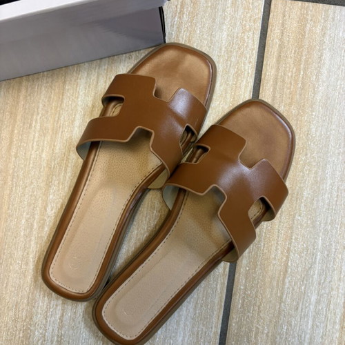 Luigi sandals, brown, size 39