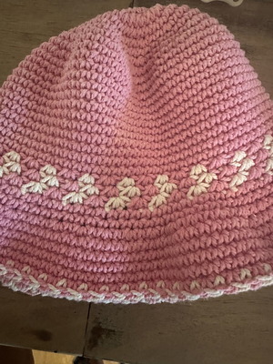Knit beach hat new, white and pink, size M