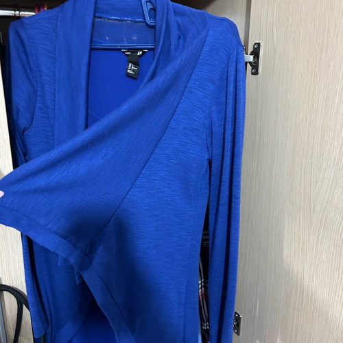 H&M women's cardigan used, long sleeve, blue, size M