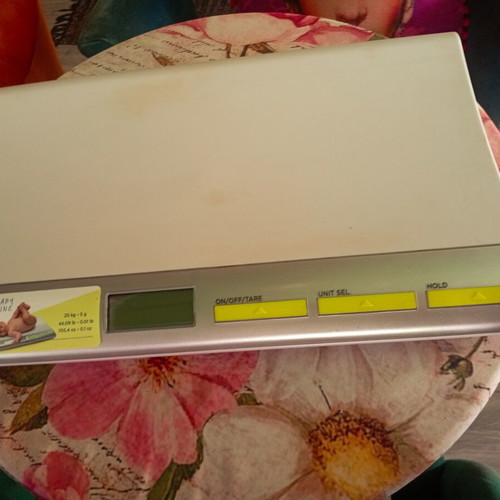 Bebe baby scale Baby line like new