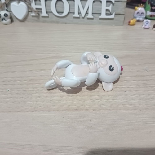 Fingerling monkey figure used, medium size
