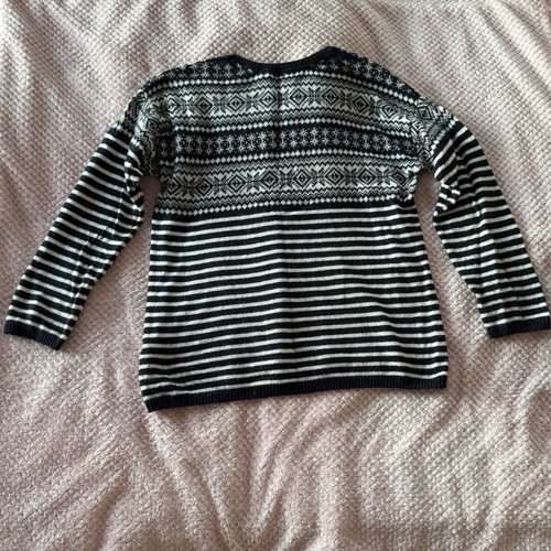 H&M pullover with black and white pattern like new, size M