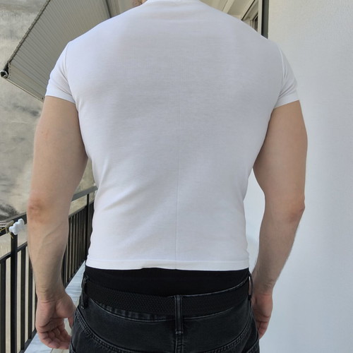 Alexis Akritakis T-shirt Small white with blue print like new