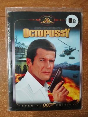 James Bond Octopussy DVD Special 007 Edition, Roger Moore
