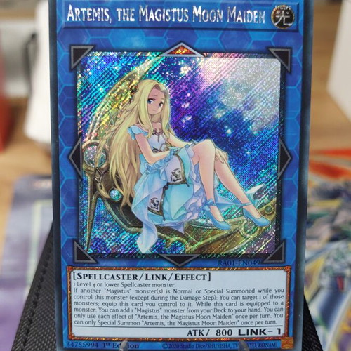 Artemis, the Magistus Moon Maiden Platinum Secret Rare Yu-Gi-Oh! card