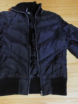 H&M Divided men's puffer jacket like new, black, size L