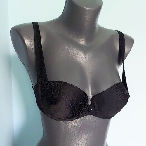 Lejaby bras like new, pack of 2, black, pushup models