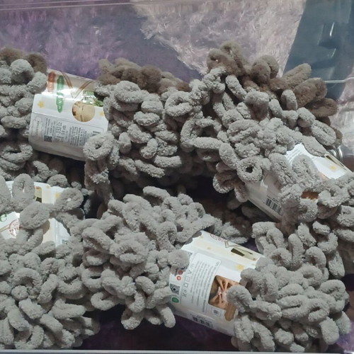 Alize Puffy yarn