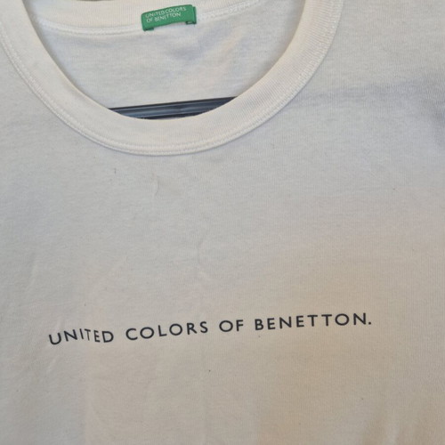 T-shirt used white with print size M