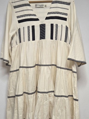 Moutaki dress like new, 100% cotton, size S/M, black and white