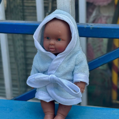 Candy World Baby Doll 2002 used, 14 cm with bathrobe