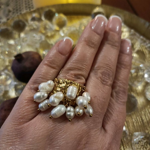 Women's stainless steel ring with freshwater pearls new
