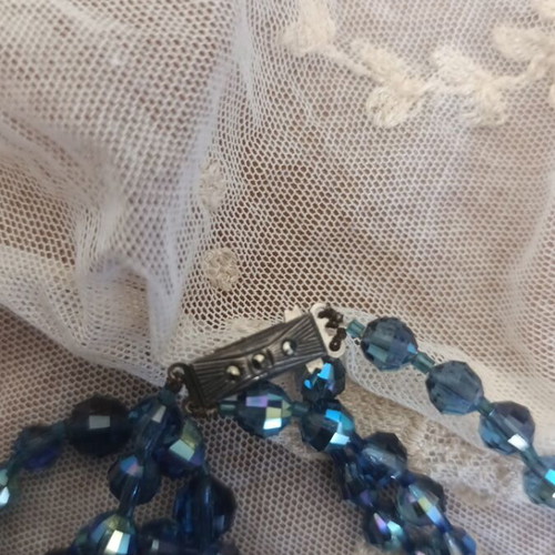 Necklace with blue iridescent beads, double strand, like new