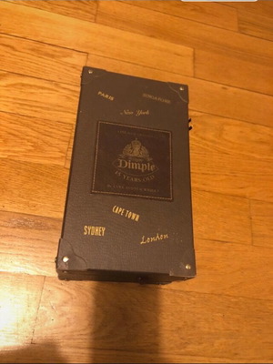 Dimple promotional collectible box like new