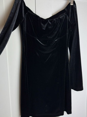 knee length dresses for ladies ZARA Black Velvet Mini Dress