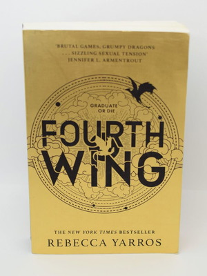 Fourth Wing μεταχειρισμένο βιβλίο αγγλικής γλώσσας από Rebecca Yarros