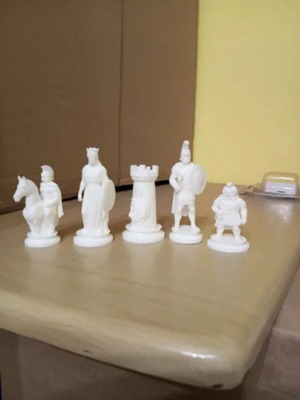 Spartan Chess Set new condition