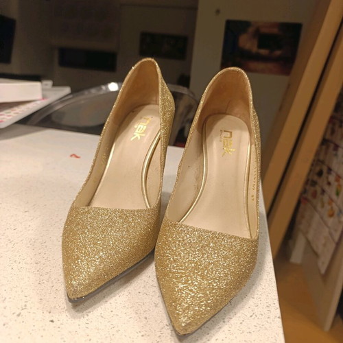 Nak gold high heels like new, size 39